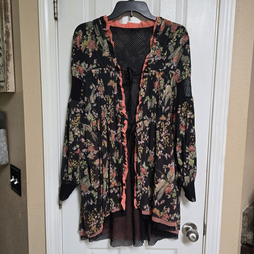 We Are HAH Make it A Double Robe Womens Size Medium M Butterflies BS Noir